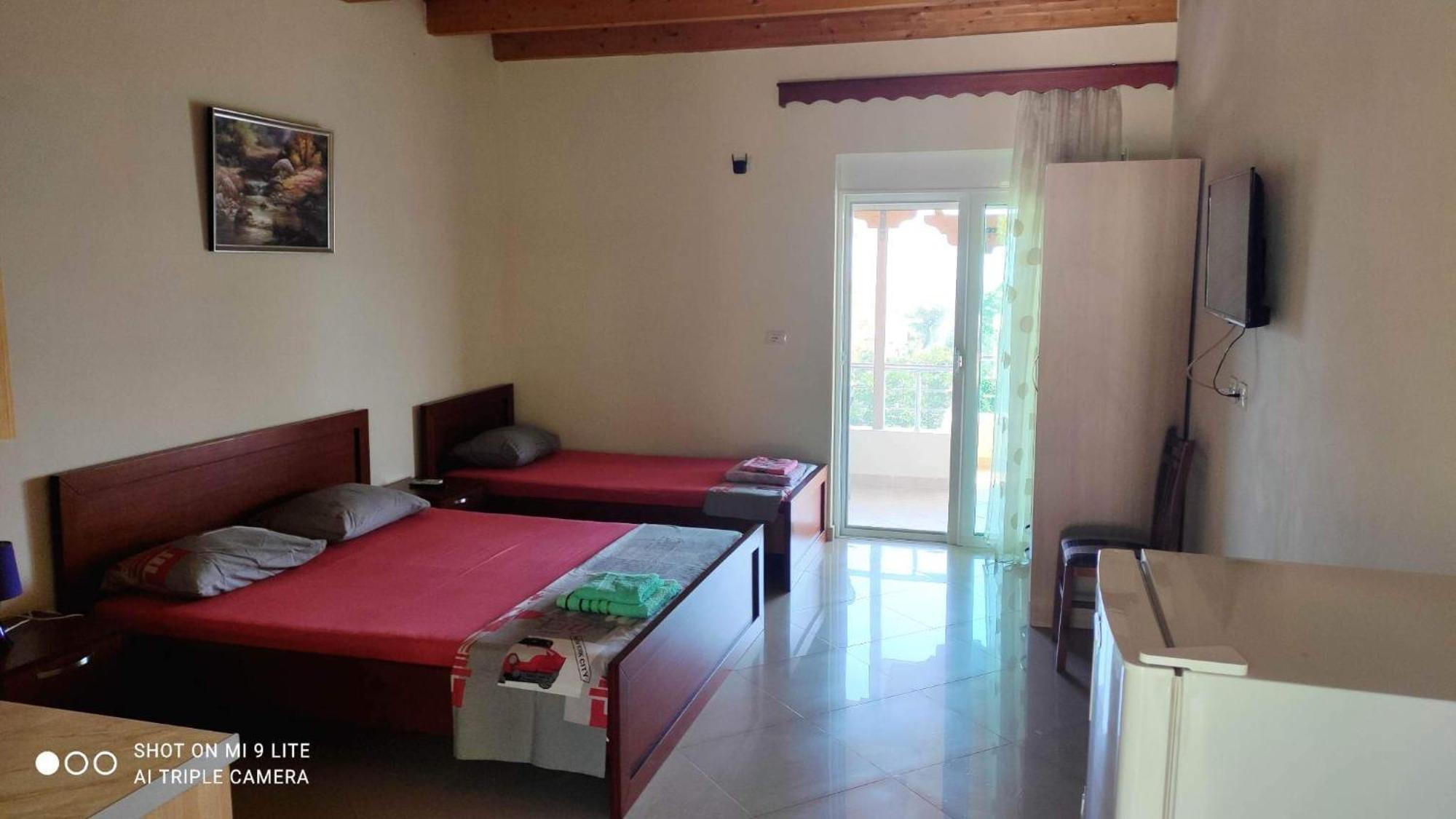 Vasil Rooms Lukova Kültér fotó